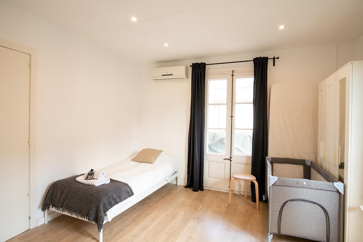 Beautiful Apartment With Terrace In Барселона Екстер'єр фото